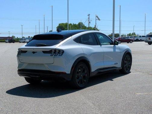 Space White Metallic 2023 Ford Mustang Mach-E Premium