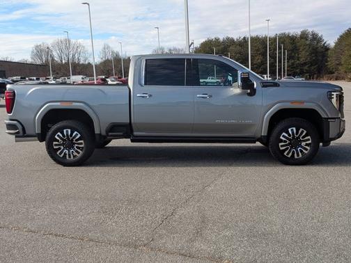 2025 GMC Sierra 2500 Denali