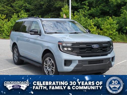 Glacier Gray Metallic 2025 Ford Expedition Active