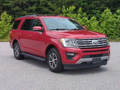 Rapid Red Metallic Tinted Clearcoat 2020 Ford Expedition XLT