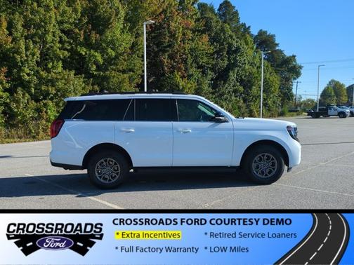 Oxford White 2026 Ford Expedition Active
