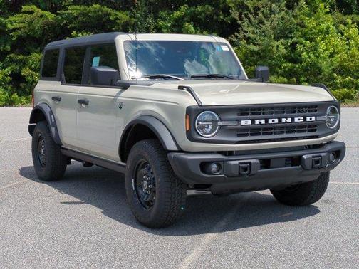 Desert Sand 2026 Ford Bronco Big Bend