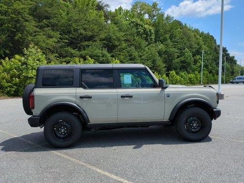 Desert Sand 2026 Ford Bronco Big Bend