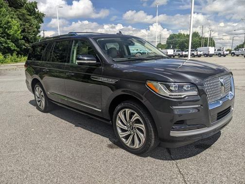 2023 Lincoln Navigator L Reserve