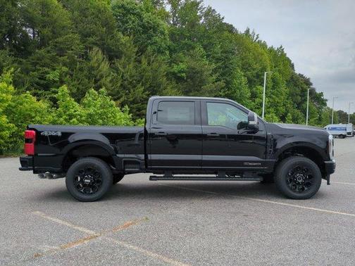 Agate Black Metallic 2026 Ford F-250 Lariat