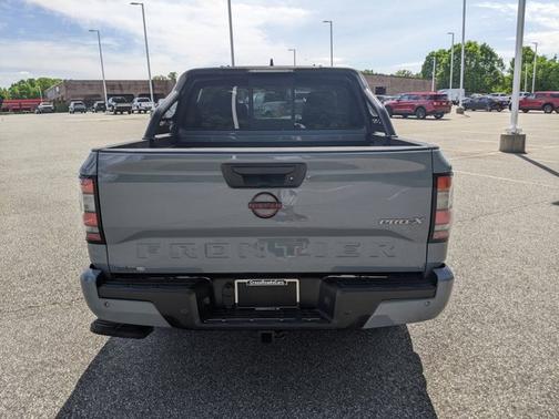 2022 Nissan Frontier PRO-X
