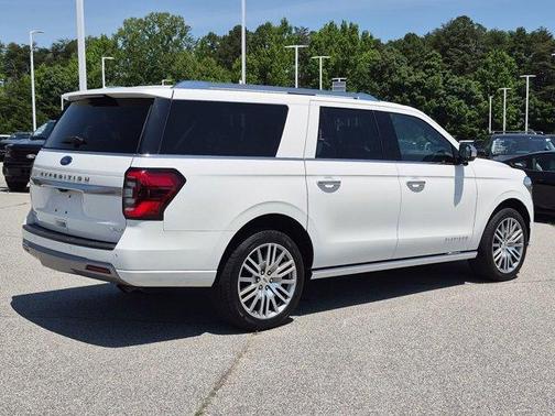 Star White 2022 Ford Expedition Max Platinum