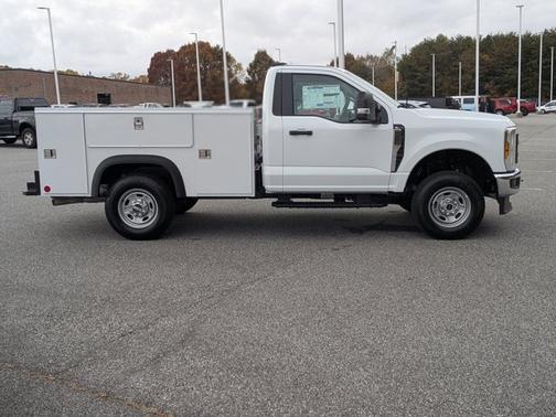 2025 Ford F-250 XL