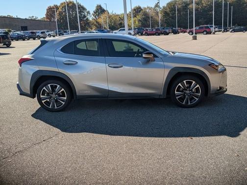 2020 Lexus UX 250h Base