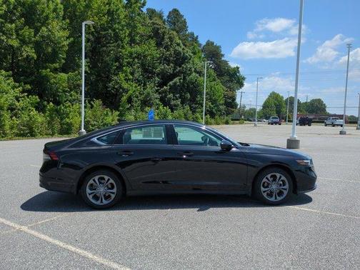Crystal Black Pearl 2024 Honda Accord EX