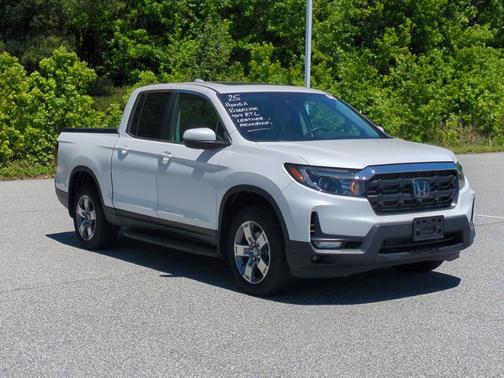 Platinum White Pearl 2025 Honda Ridgeline RTL