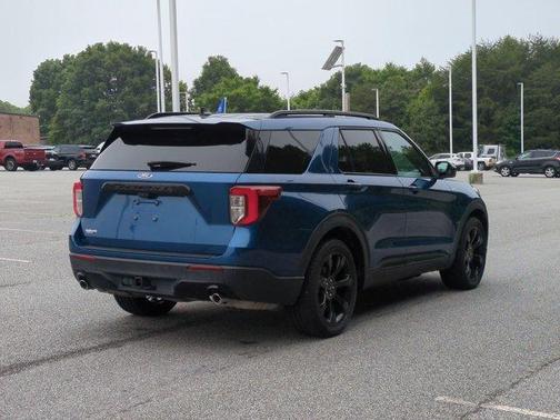 Atlas Blue Metallic 2023 Ford Explorer ST-Line