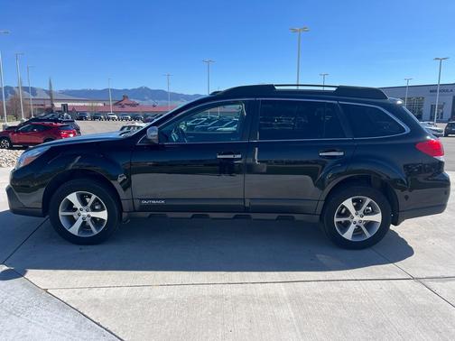 Crystal Black Silica 2013 Subaru Outback 2.5i Limited
