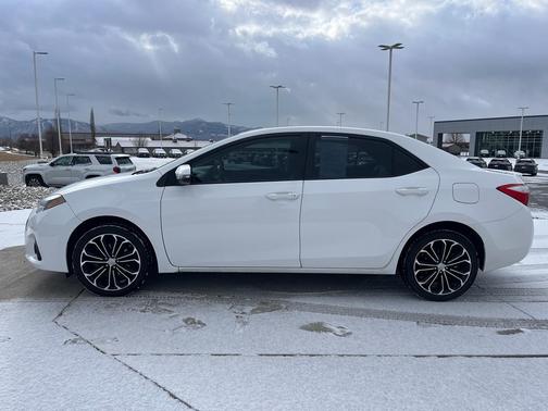 2015 Toyota Corolla S Plus