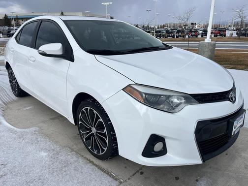 2015 Toyota Corolla S Plus