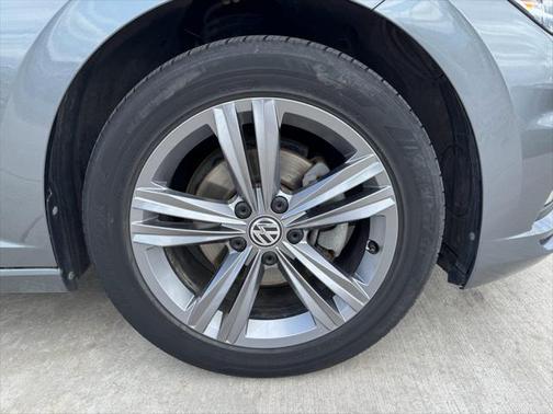 2020 Volkswagen Jetta 1.4T R-Line
