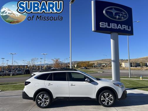 Crystal White Pearl 2020 Subaru Outback Limited