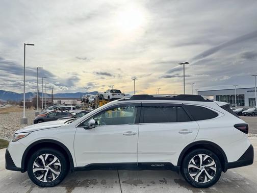 2021 Subaru Outback Touring XT