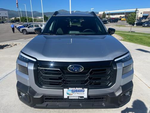 Ice Silver Metallic 2026 Subaru Outback Touring XT