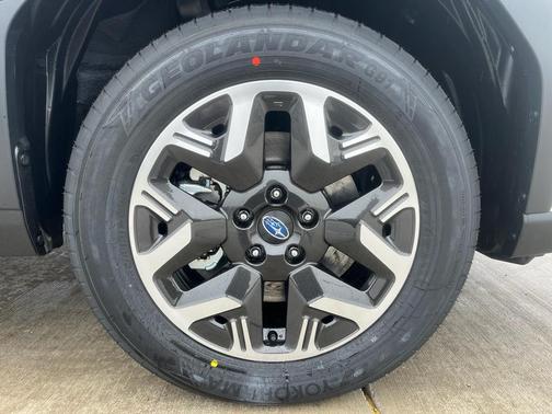 Crystal White Pearl 2026 Subaru Forester Base