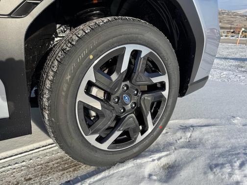 2025 Subaru Forester Hybrid Premium