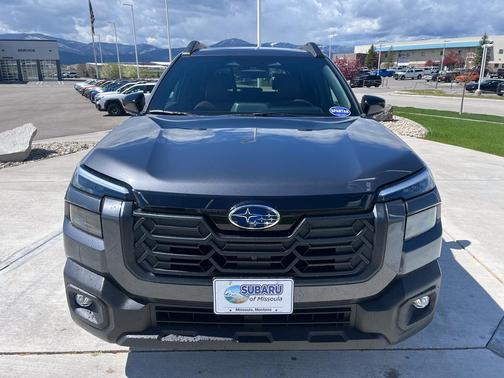 Magnetite Gray Metallic 2026 Subaru Outback Touring