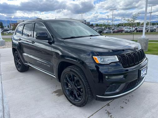Diamond Black Crystal Pearlcoat 2019 Jeep Grand Cherokee Summit