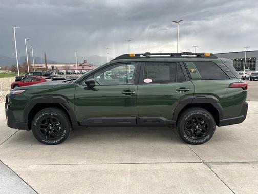 Deep Emerald Green Pearl 2026 Subaru Outback Wilderness
