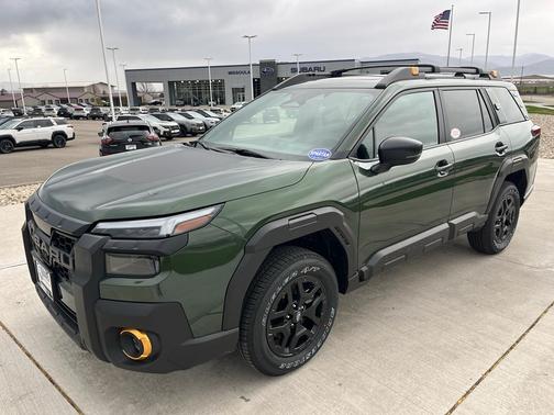 Deep Emerald Green Pearl 2026 Subaru Outback Wilderness