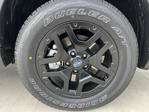 Deep Emerald Green Pearl 2026 Subaru Outback Wilderness