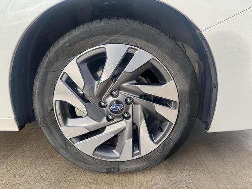 2024 Subaru Legacy Touring XT