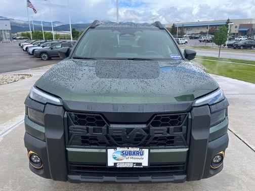 Deep Emerald Green Pearl 2026 Subaru Outback Wilderness