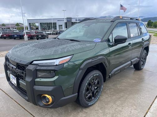 Deep Emerald Green Pearl 2026 Subaru Outback Wilderness