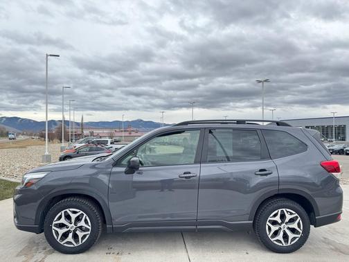 2020 Subaru Forester Premium