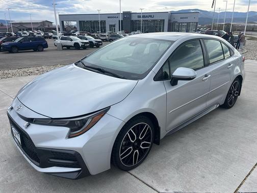 Classic Silver Metallic 2020 Toyota Corolla XSE