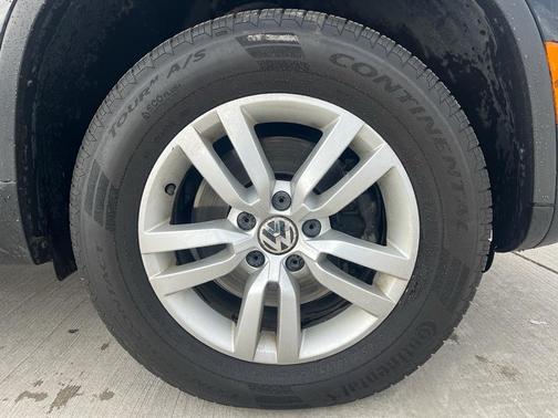 2015 Volkswagen Tiguan 4MOTION Auto S
