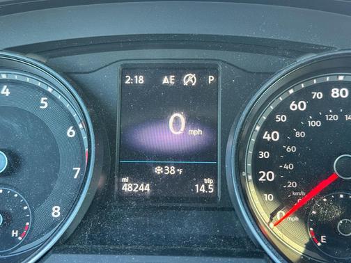 2020 Volkswagen Atlas Cross Sport 3.6L V6 SE w/Technology R-Line