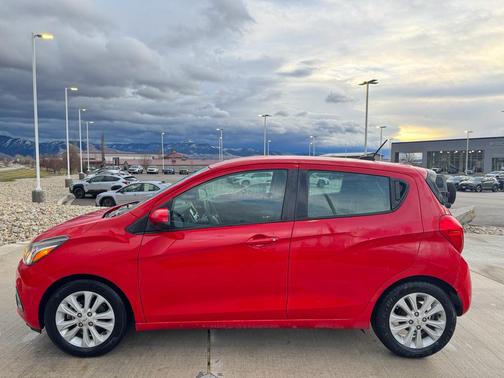 2017 Chevrolet Spark 1LT