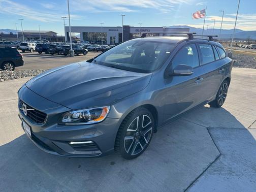 2018 Volvo V60 T5 Dynamic