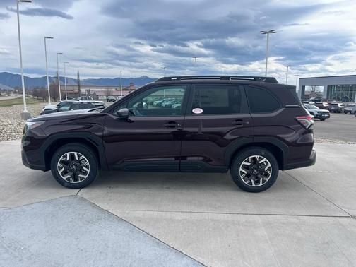 Dark Mahogany Pearl 2026 Subaru Forester Premium