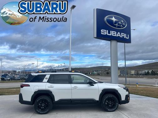 Crystal White Pearl 2026 Subaru Outback Wilderness