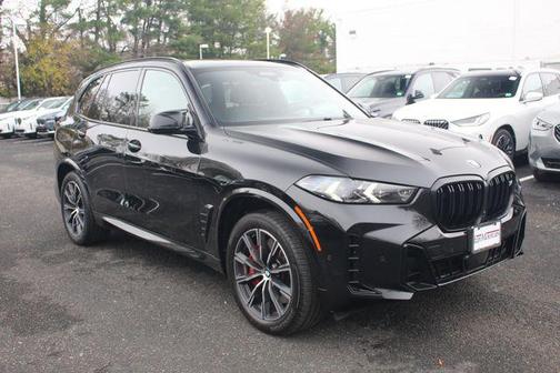 2025 BMW X5 M60i