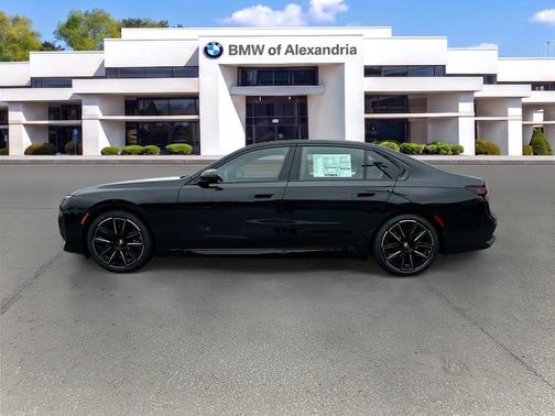 Black Sapphire Metallic 2026 BMW 760 xDrive