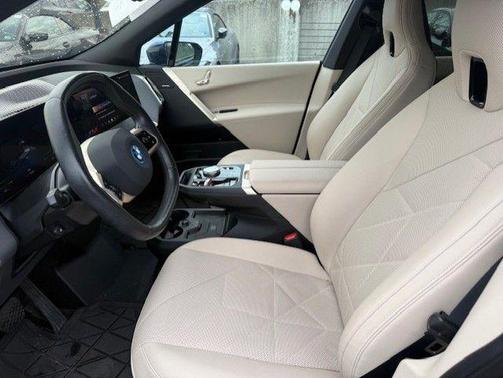2024 BMW iX xDrive50