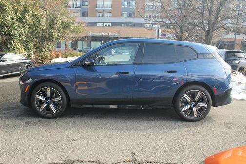 2024 BMW iX xDrive50