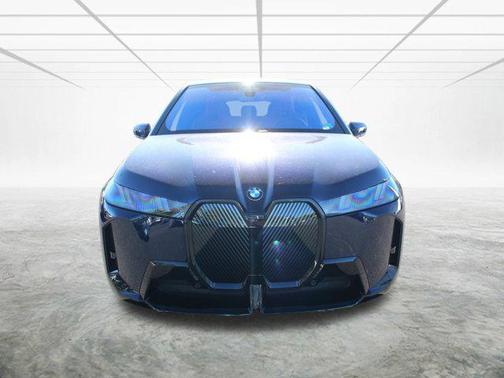 2026 BMW iX xDrive60