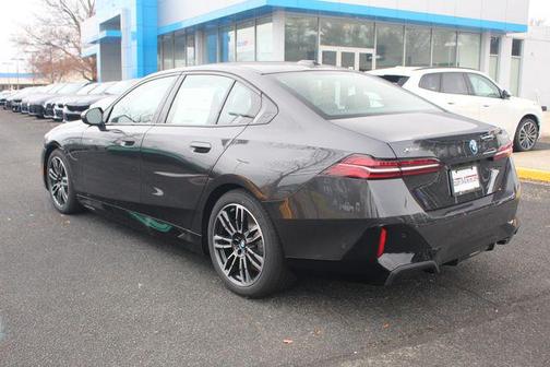 2026 BMW 550e xDrive