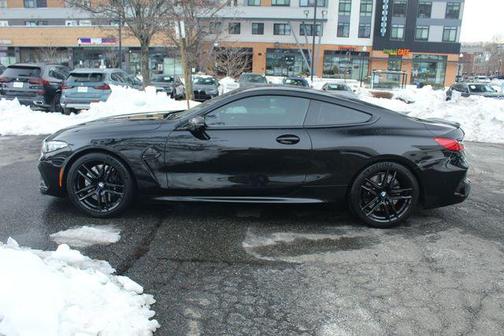 2022 BMW M8 Competition