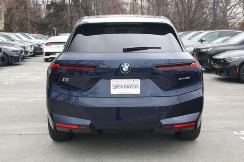 2026 BMW iX xDrive60