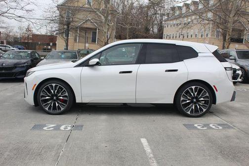 2026 BMW iX xDrive60
